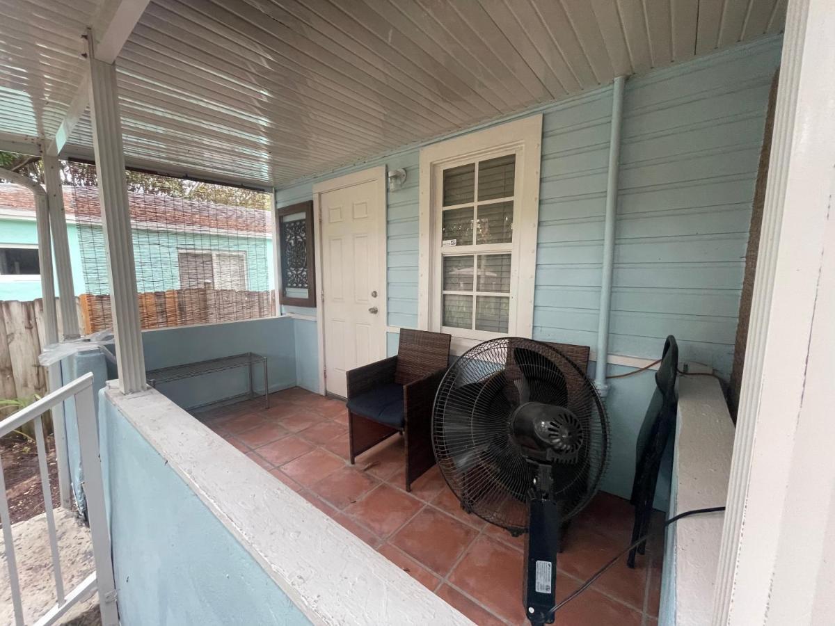 Key West Style Historic Home In Coconut Grove Florida, The Blue House Μαϊάμι Εξωτερικό φωτογραφία